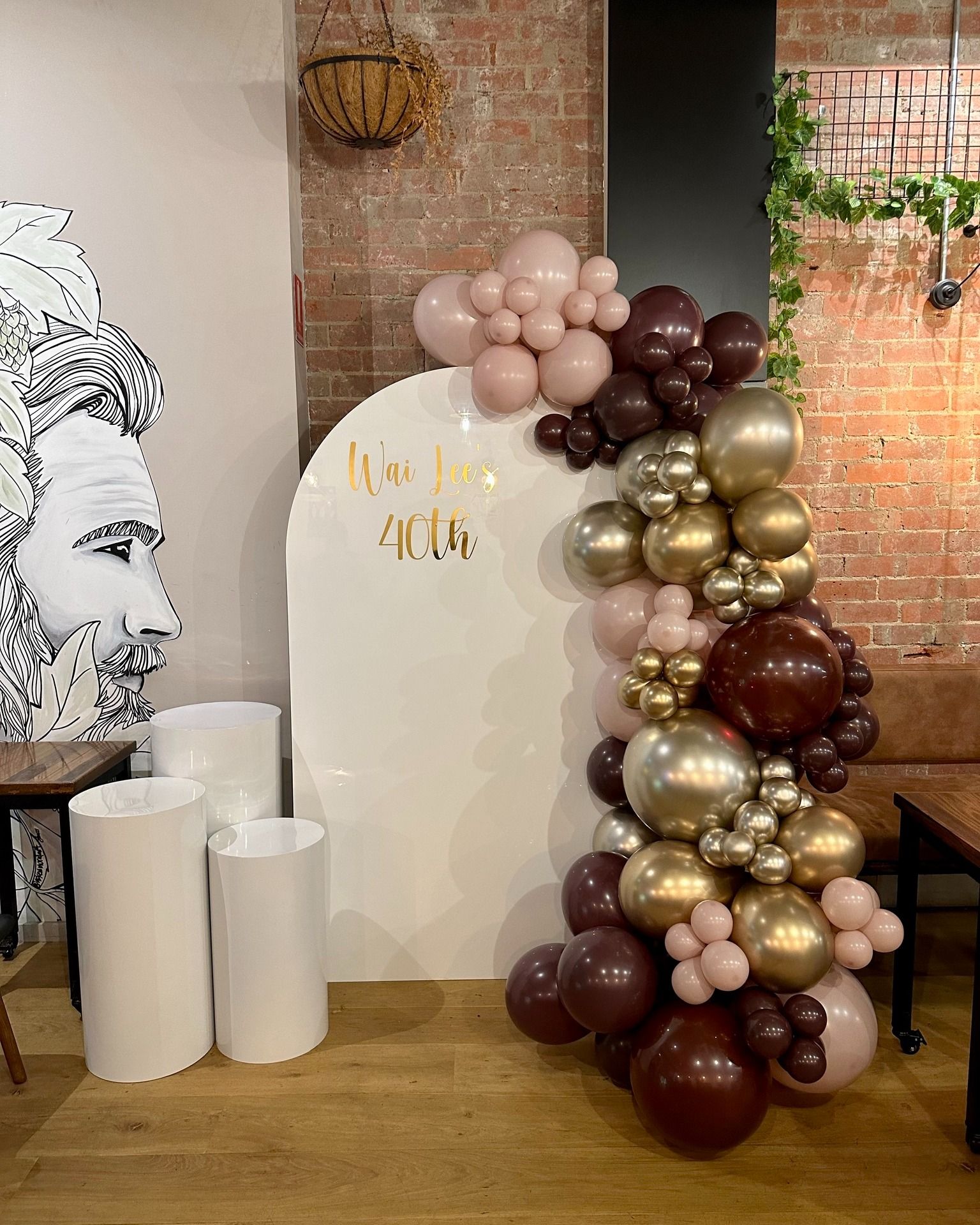 White Acrylic Arch, Balloon Garland, Plinths