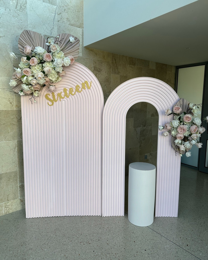 Ripple Arch - Pink Photo - 1